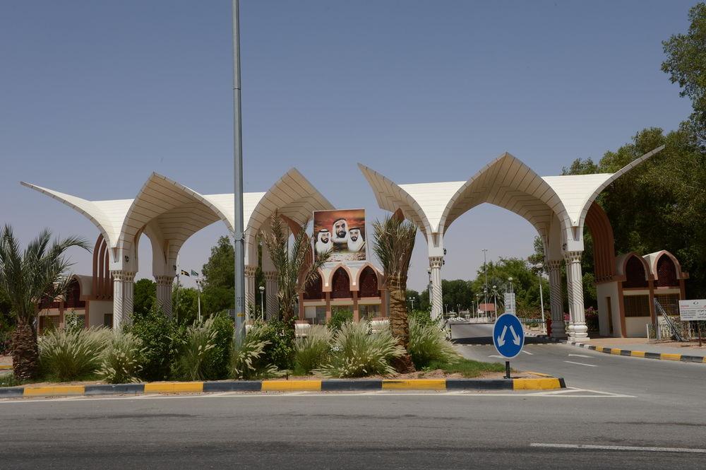 One To One Hotel & Resort Ain Al Faida อัลอิน ภายนอก รูปภาพ