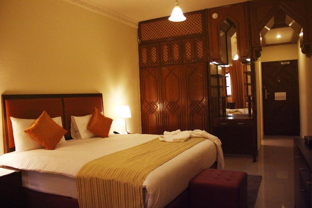 One To One Hotel & Resort Ain Al Faida อัลอิน ภายนอก รูปภาพ