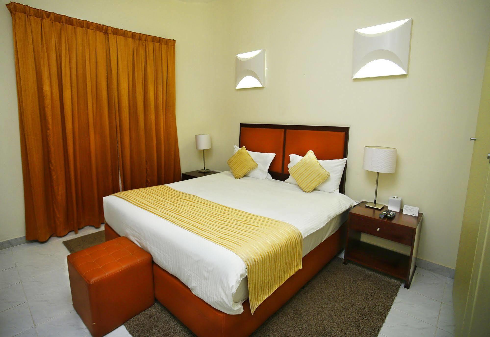One To One Hotel & Resort Ain Al Faida อัลอิน ภายนอก รูปภาพ