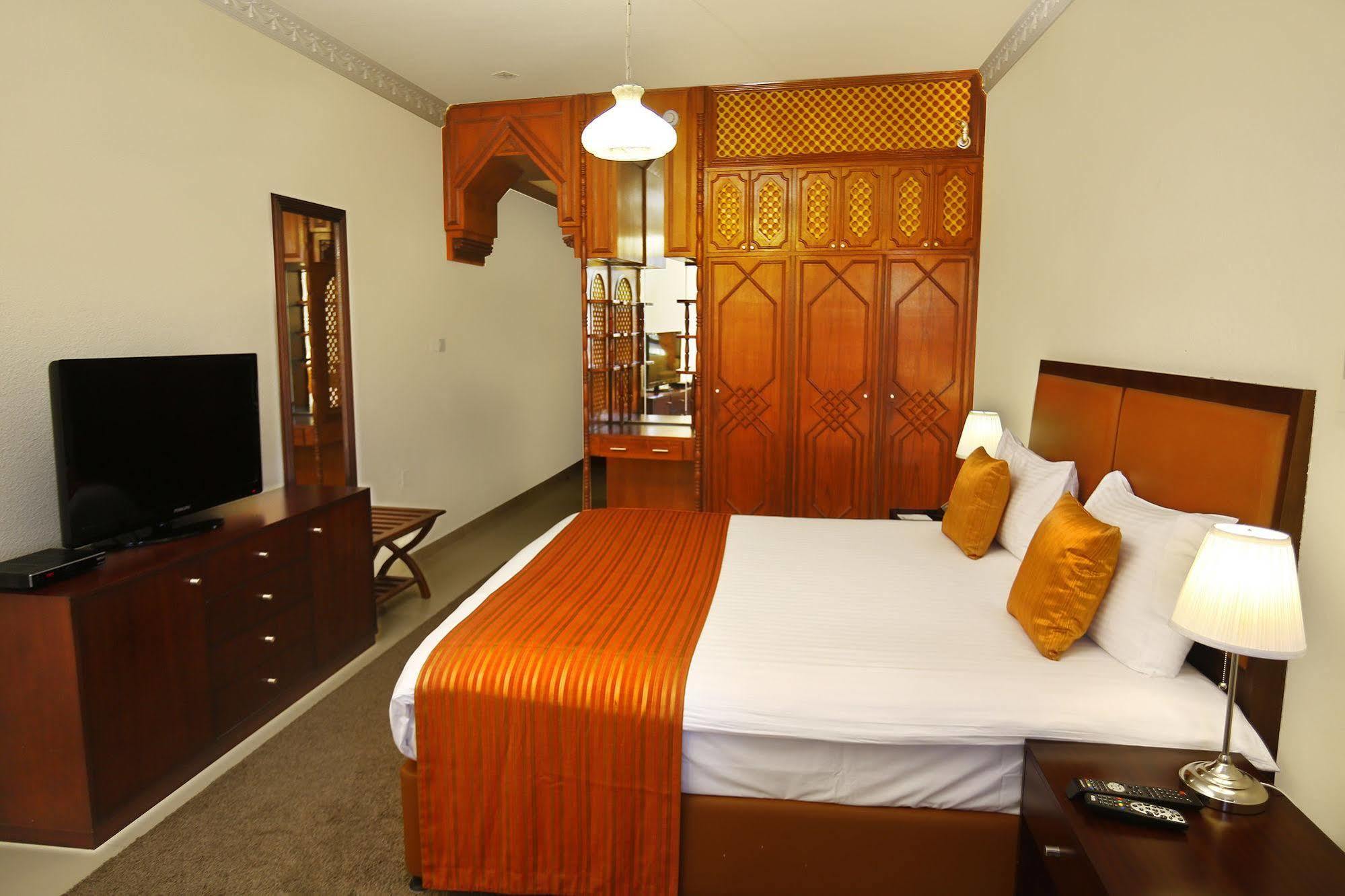 One To One Hotel & Resort Ain Al Faida อัลอิน ภายนอก รูปภาพ