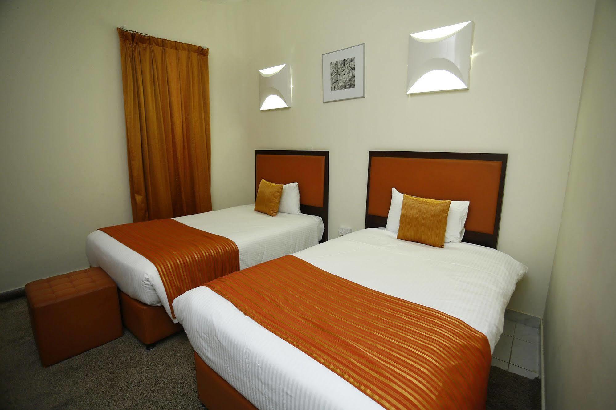 One To One Hotel & Resort Ain Al Faida อัลอิน ภายนอก รูปภาพ