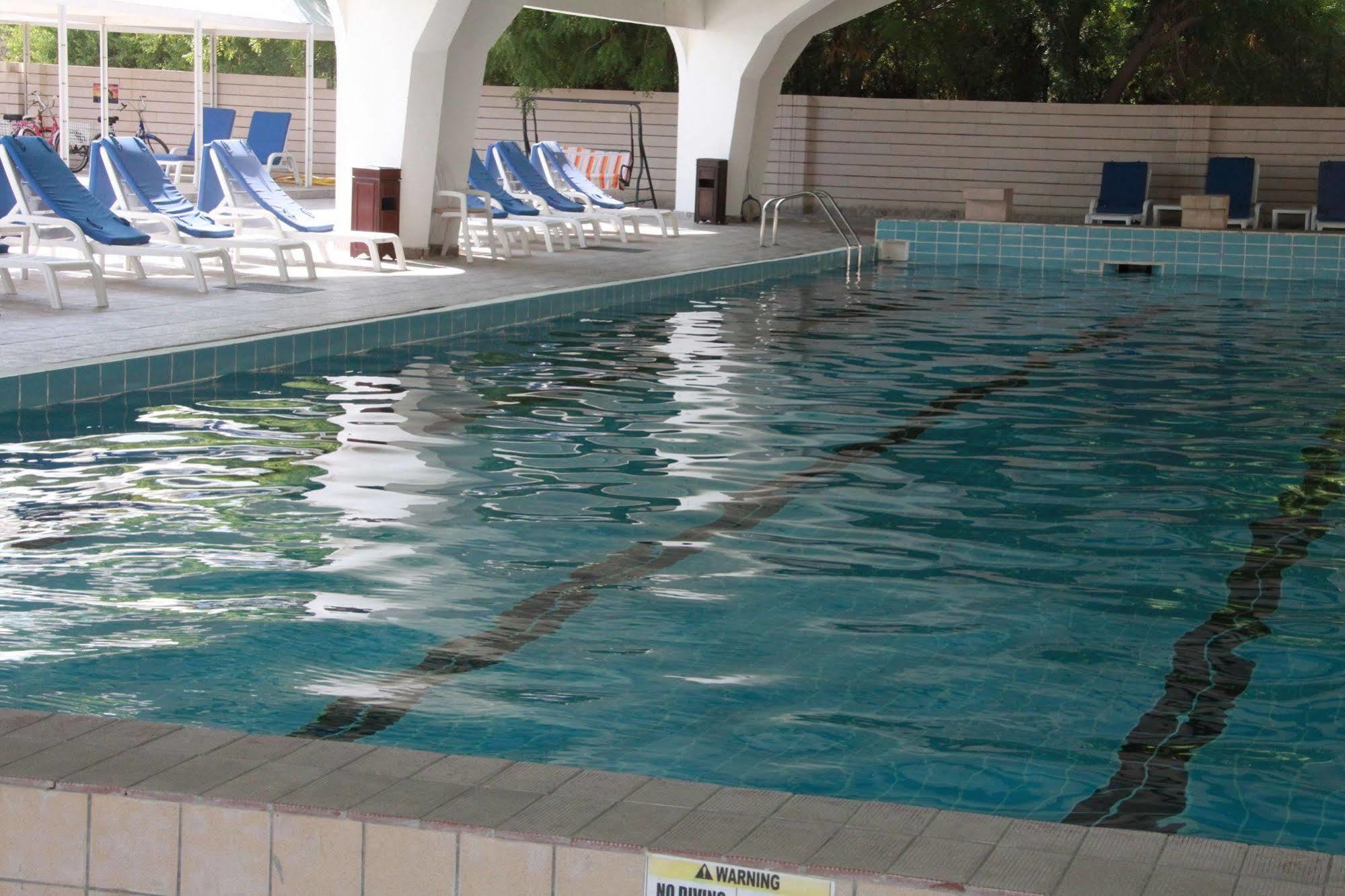 One To One Hotel & Resort Ain Al Faida อัลอิน ภายนอก รูปภาพ