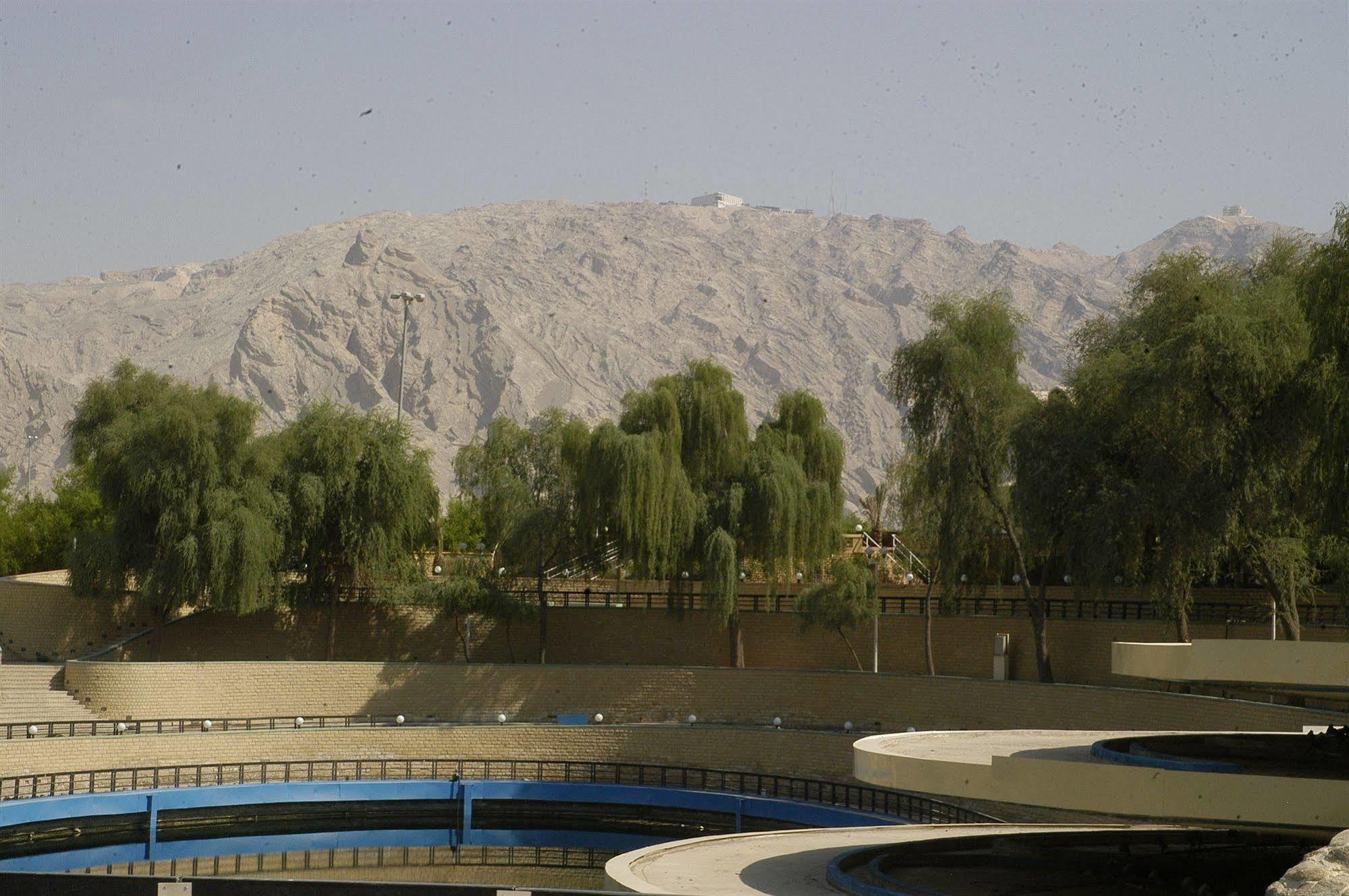 One To One Hotel & Resort Ain Al Faida อัลอิน ภายนอก รูปภาพ